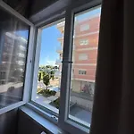 Tek Kompleksi Fishta Apartment *
