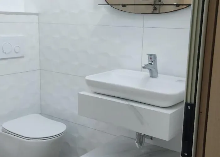 Tek Kompleksi Fishta דירה Velipojë
