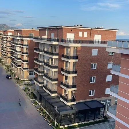 Tek Kompleksi Fishta Апартаменты