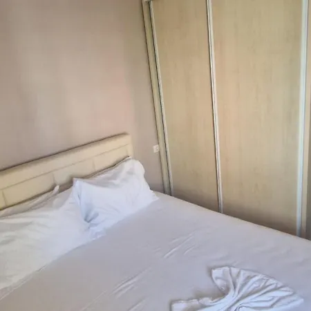 Tek Kompleksi Fishta Велипойе