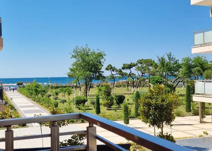 Tek Kompleksi Fishta Apartment